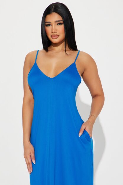 Vestido Maxi Elegante con Tirantes Ajustables - Marrón - Image 20