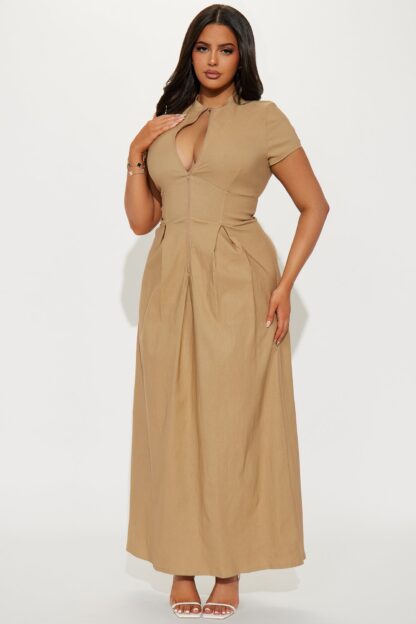 Vestido Maxi Elegante con Cuello Alto y Pliegues - Image 11